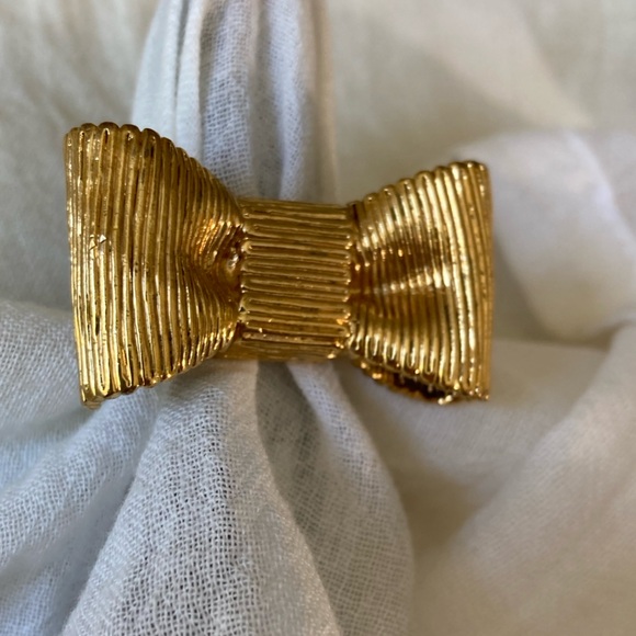 Kate Spade Large Bow Cocktail Ring Sz 8 - Picture 1 of 9